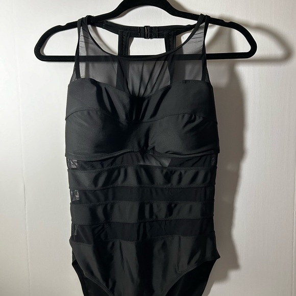 Simon Chang Swim Used Bathing Suit Poshmark